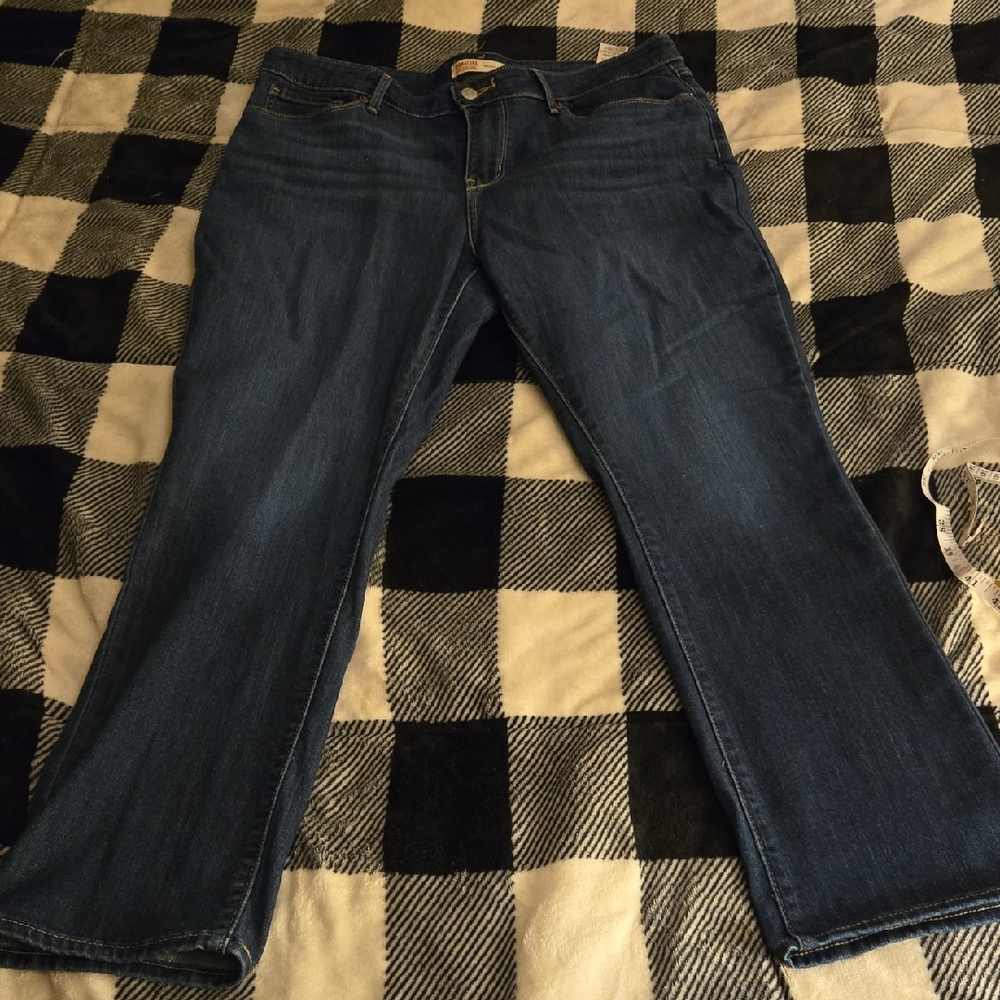 Signature Women's Jeans